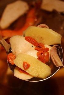 网红鸡吃瓜,揭秘娱乐圈幕后真相